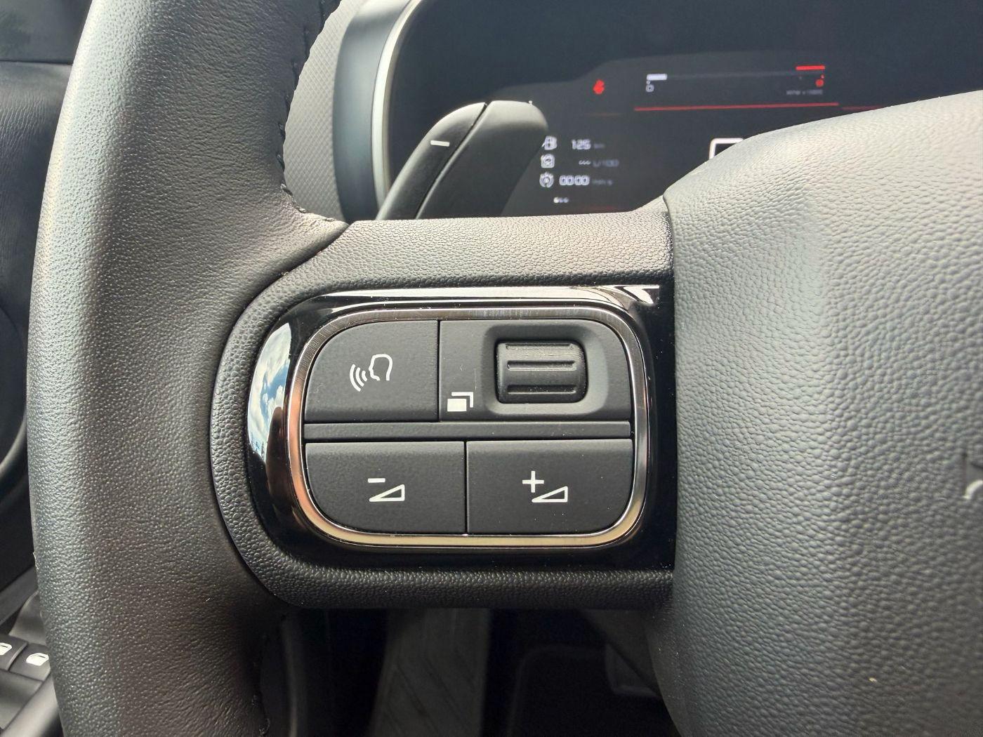 Citroën C5 Aircross 1.2 PureTech 130 S&S Shine AHK+LED