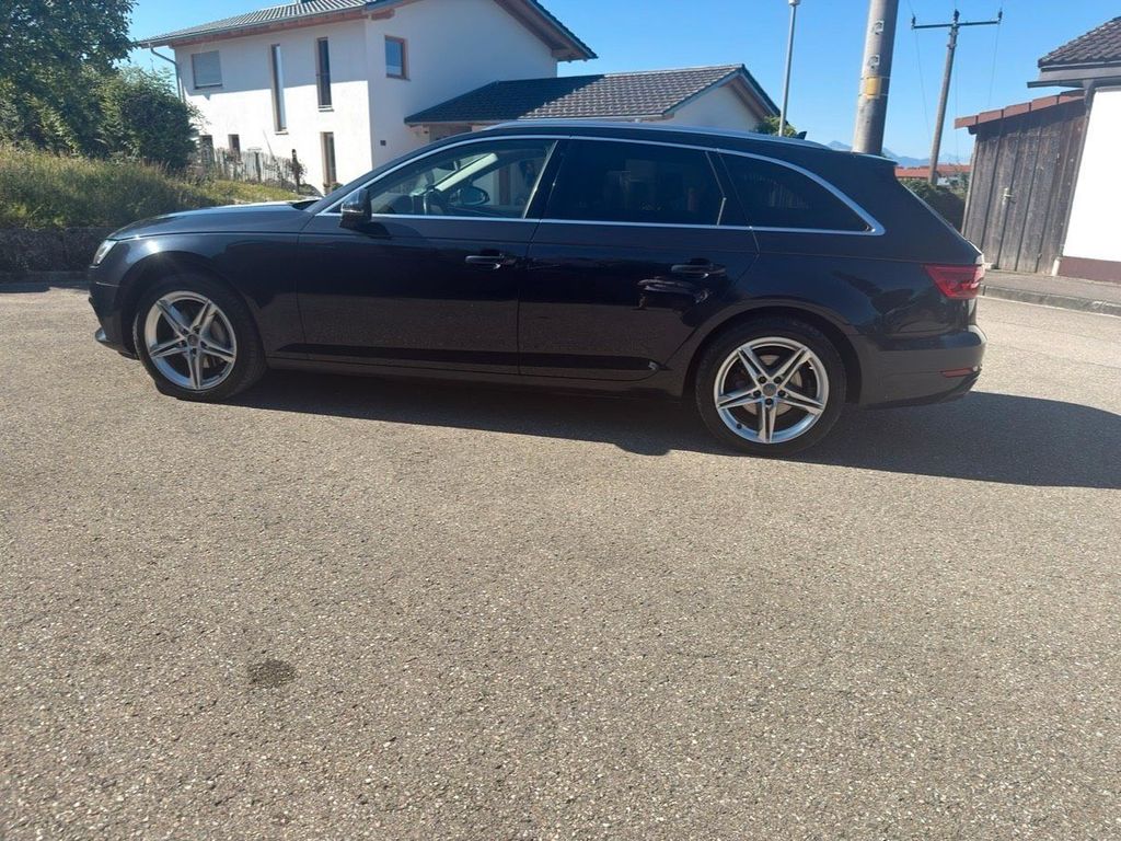 Image of Audi A4