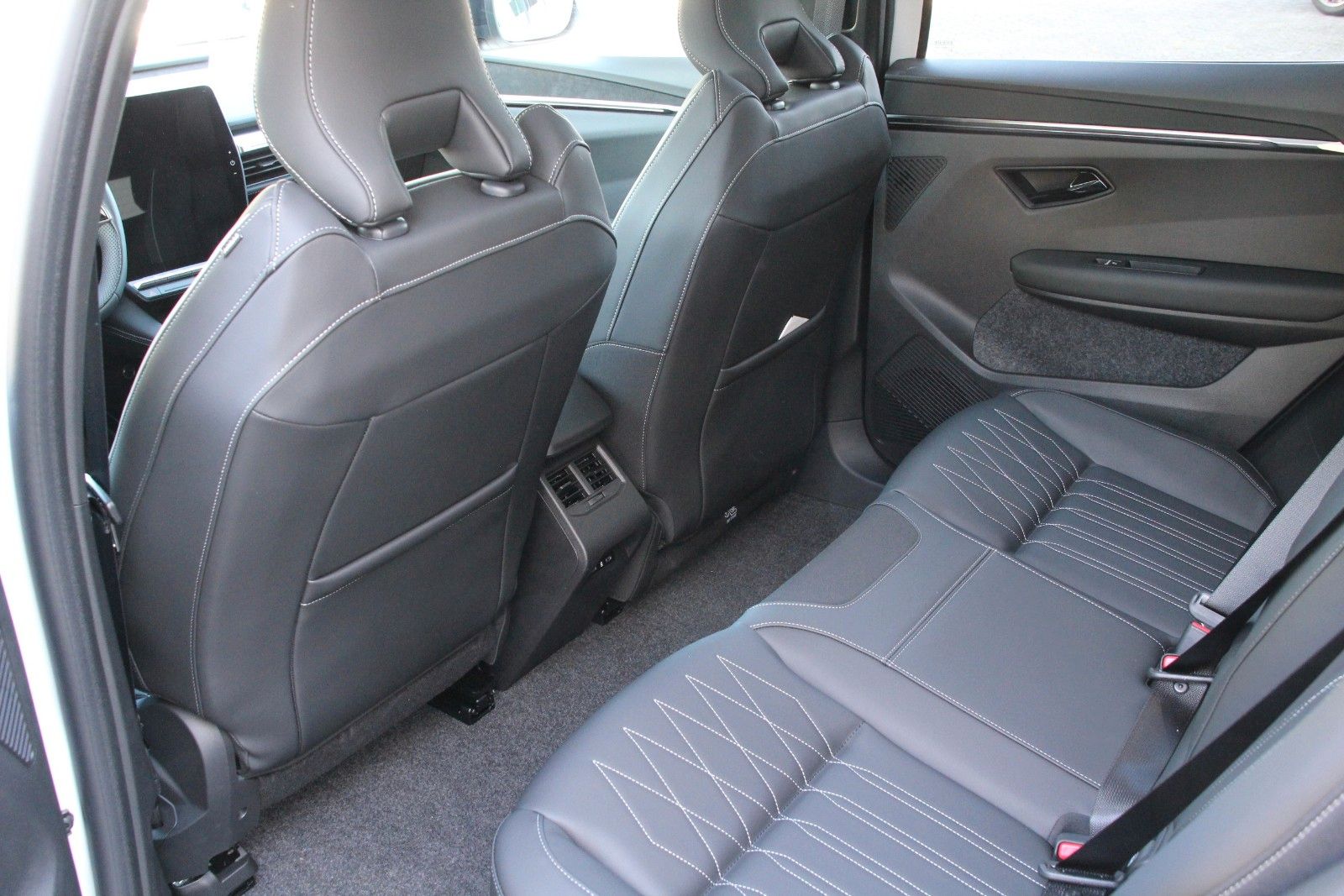 Fahrzeugabbildung Mitsubishi Eclipse Cross Diamant Top mit Luxury-Paket