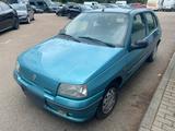 Renault Clio - gebrauchte Renault Clio aus dem Jahr 1994