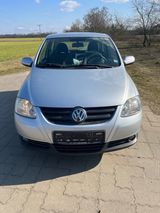Volkswagen Fox 1.2 Style mit TÜV und Klimaanlage  - Volkswagen Fox: Style