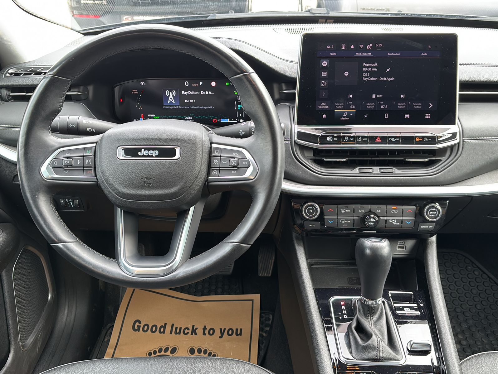 Fahrzeugabbildung Jeep Compass 1.3 T4 Plug-In Hybrid Limited 4xe 140kW