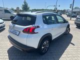 Peugeot 2008 Allure*SHZ*TEMPOMAT*KAMERA-HINTEN - weiße Peugeot 2008