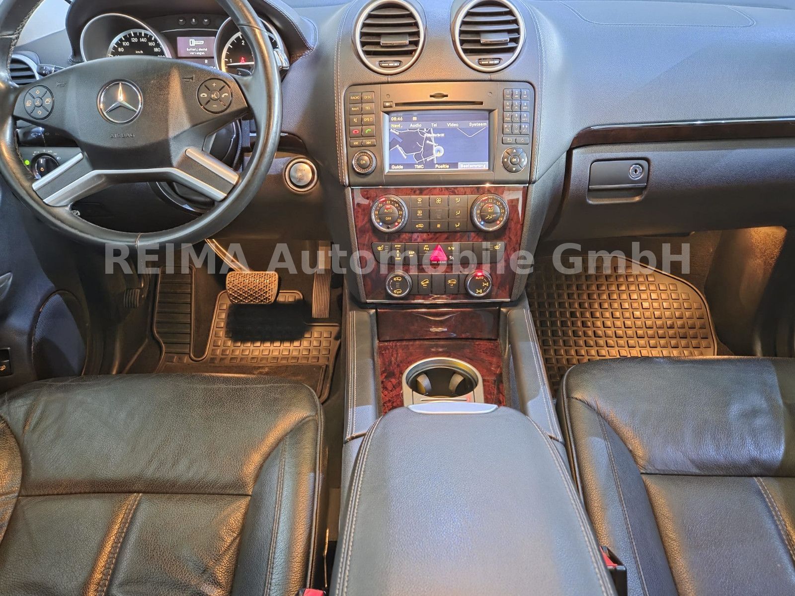 Fahrzeugabbildung Mercedes-Benz GL 350 BlueTec 4Matic, 7 Sitzer, Leder, AHK