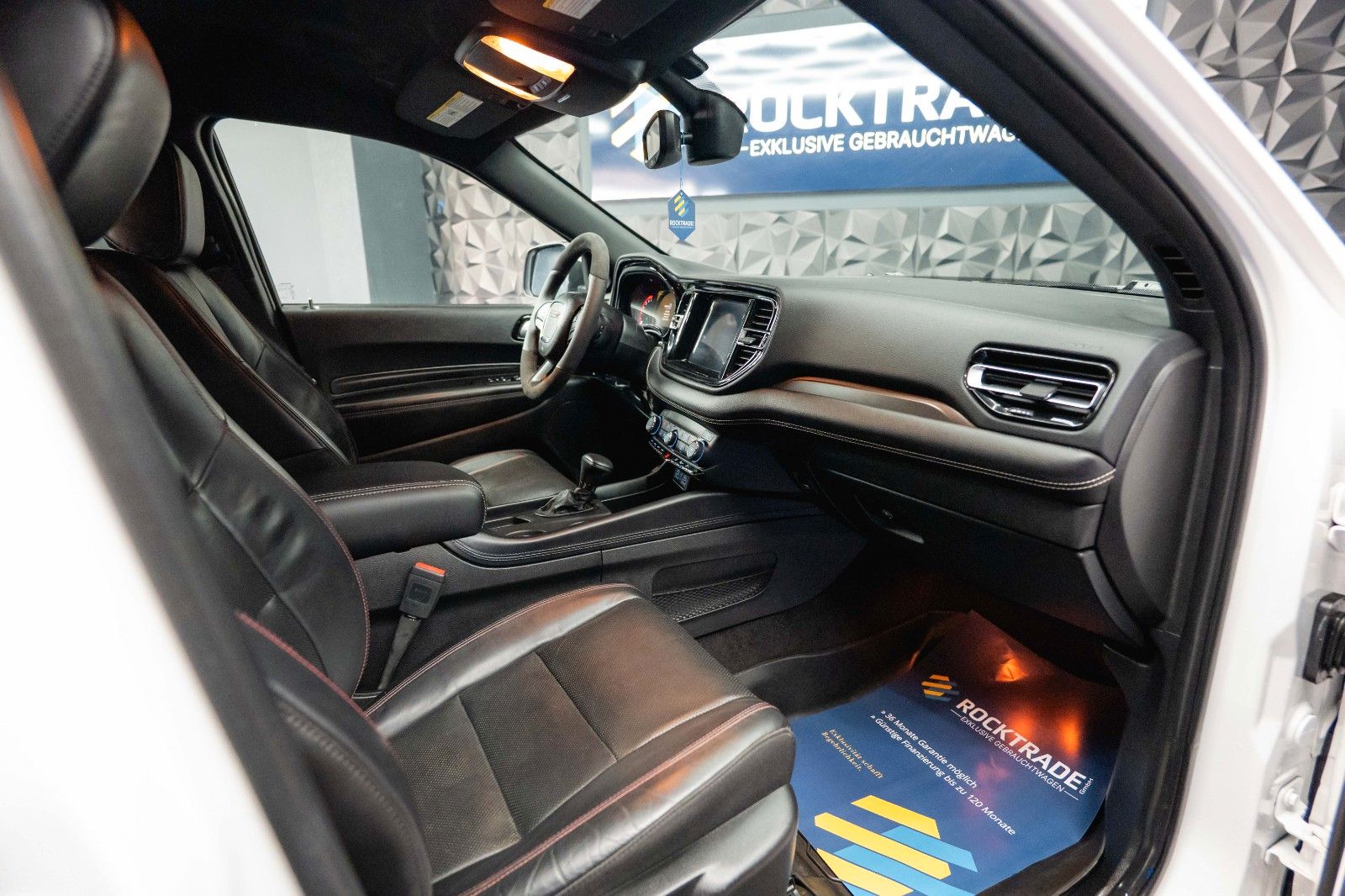 Fahrzeugabbildung Dodge Durango 5.7 V8 R/T SRT 4x4 Night-Paket Modell 22