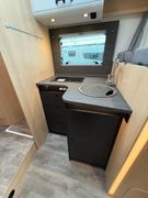 Sunlight T 68 5 Personen Fahrzeug + Automatik