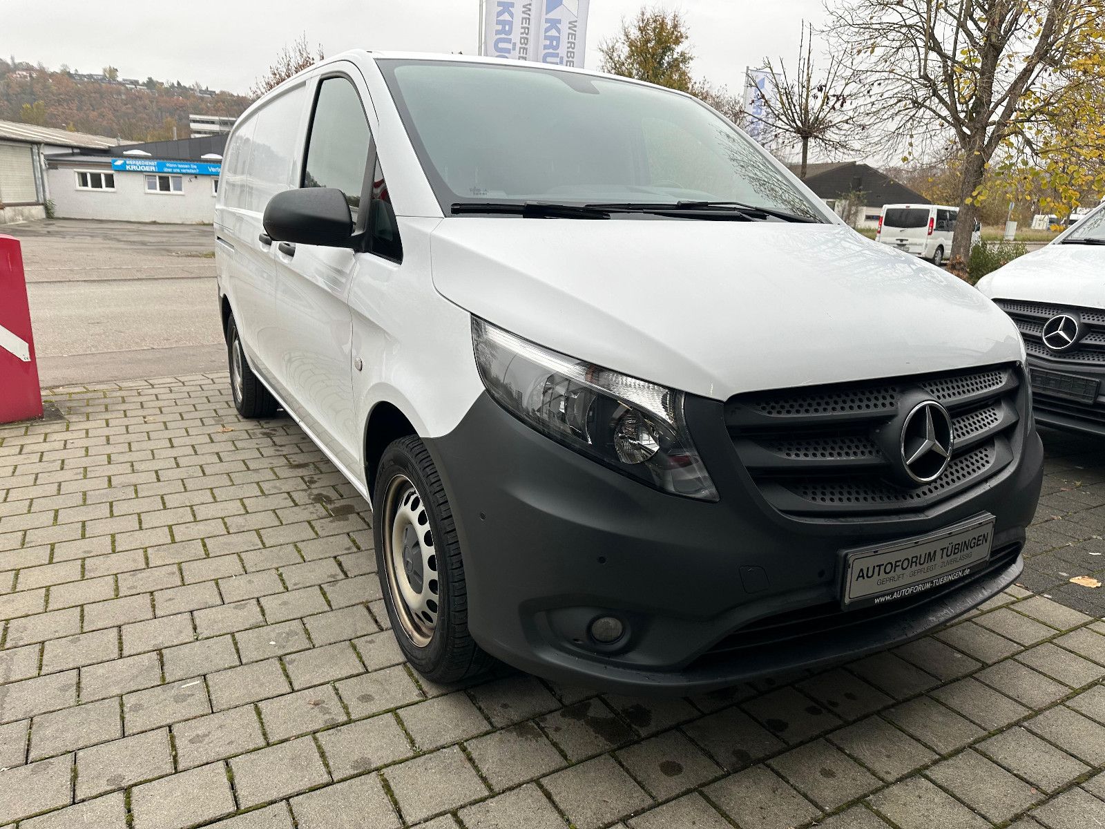 Fahrzeugabbildung Mercedes-Benz VITO 4Matic LANG*NAVI*KLIMA*AHK*SORTIMO*