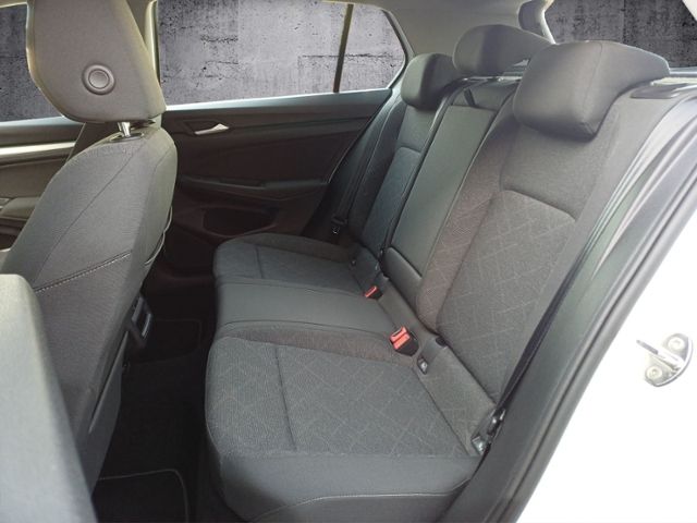 Golf 2.0 TDI DSG/ACC/AHK/ NAVI/SHZ/LED/KLIMA/EPH