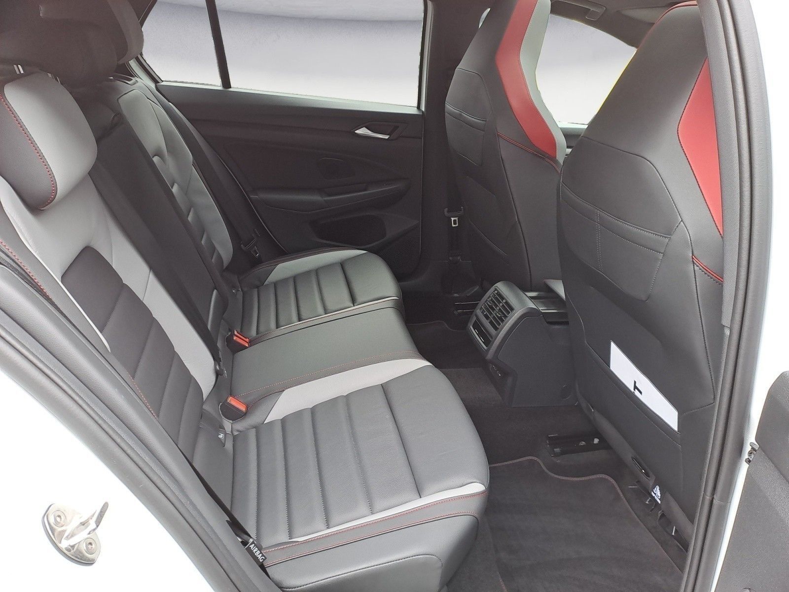 Volkswagen Golf - Bild 14