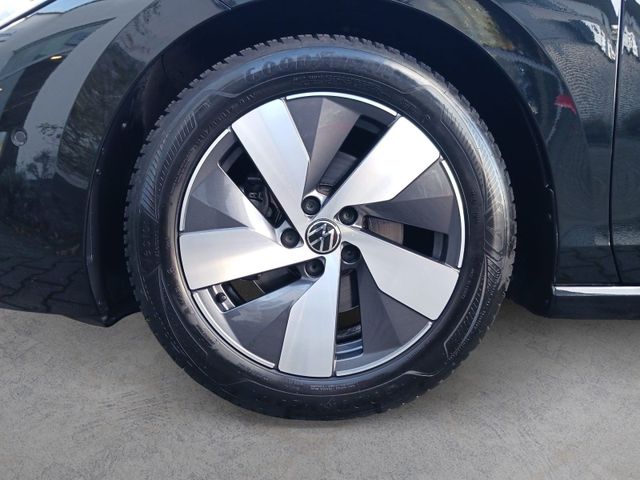 Passat Variant 2.0 TDI DSG ELEGANCE IQ.LIGHT+AHK