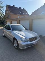 Mercedes-Benz C 200 KOMPRESSOR AVANTGARDE Avantgarde - gebrauchte Mercedes-Benz C 200 aus dem Jahr 2001
