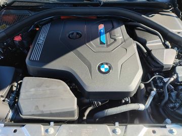 BMW 330e xDrive Touring M Sportpaket Head-Up HiFi