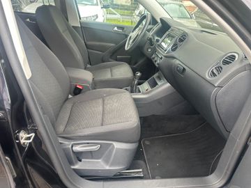 Volkswagen Tiguan - 7