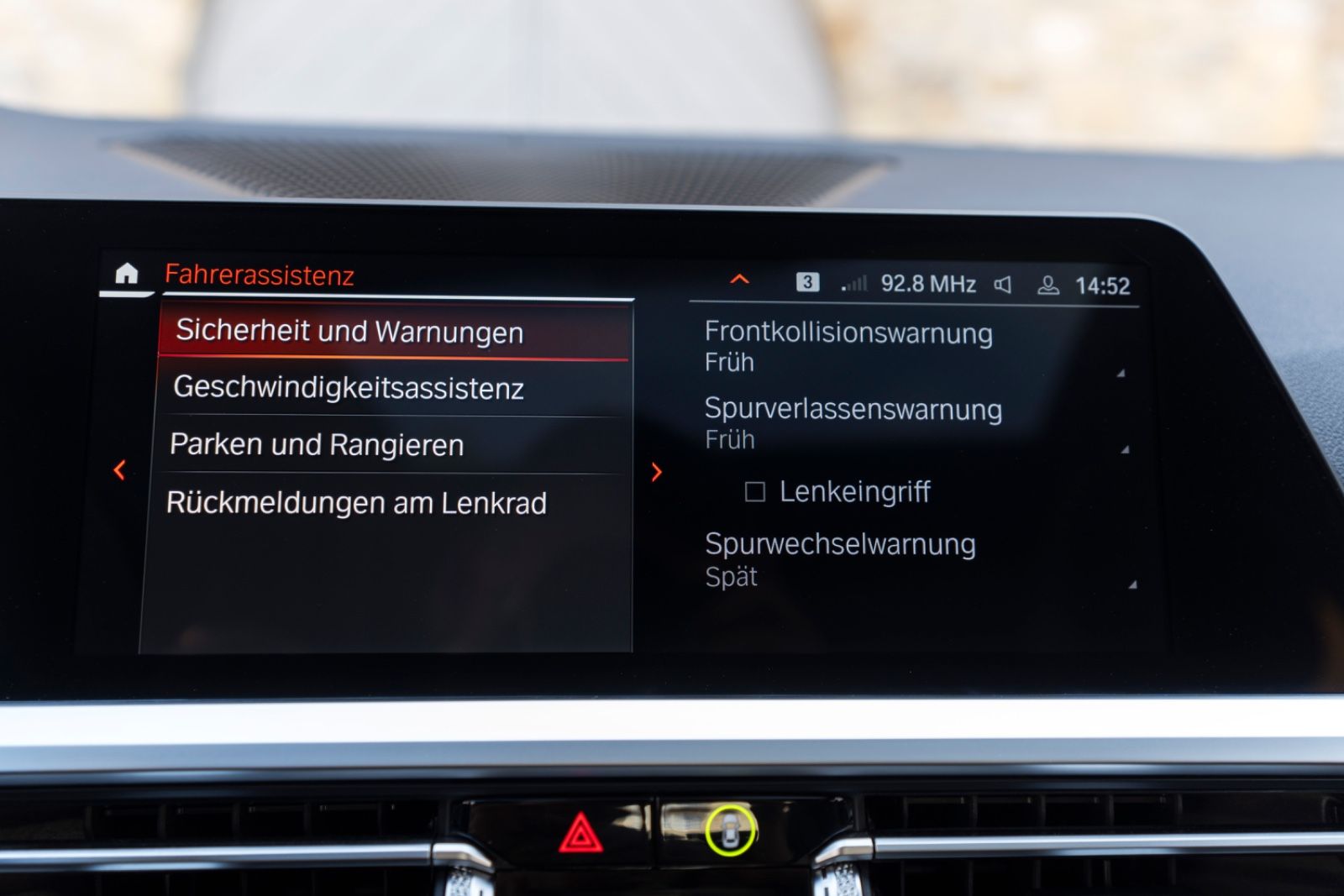 Fahrzeugabbildung BMW M340i Xdrive H&K HUD CARBON LED KAM