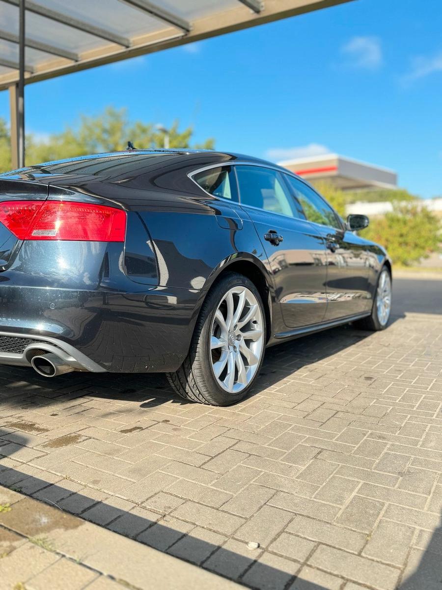 Audi A5 Sportback 1.8 TFSI - TÜV 07/2028