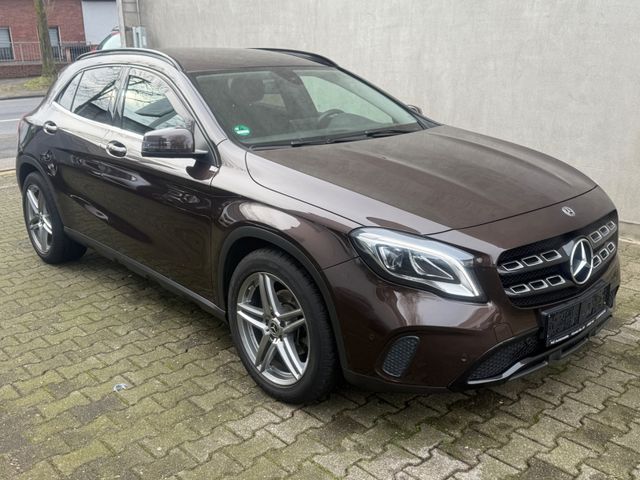 Mercedes-Benz GLA 220 d Style