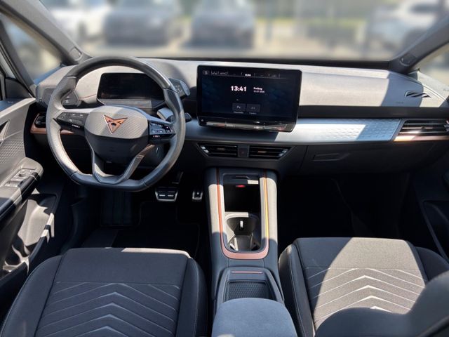 Born 58 kWh LED Sitzh. 20'' Beats Pano Keyless