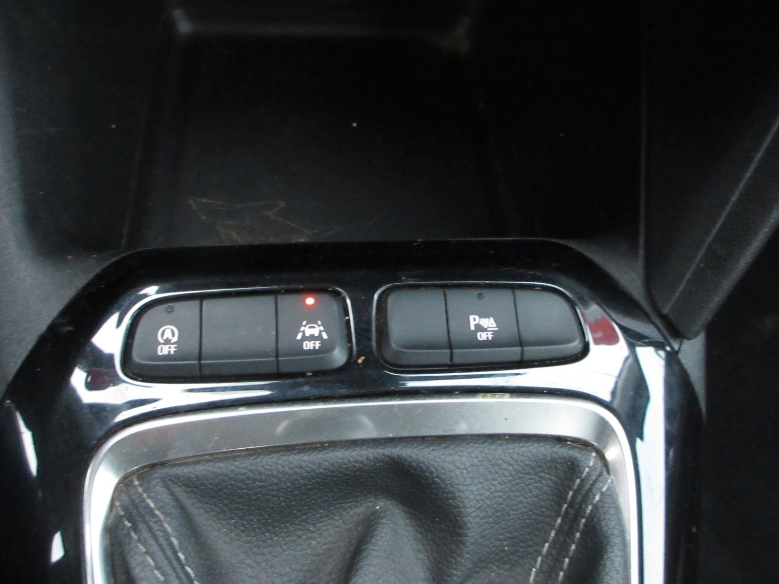 Fahrzeugabbildung Opel Corsa F 1.2 PDC/TEMPO/SPURASSISTENT