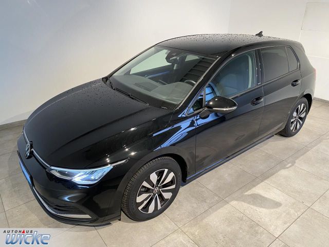 Golf VIII 1.5 TSI Move NAVI KLIMA PDC LED