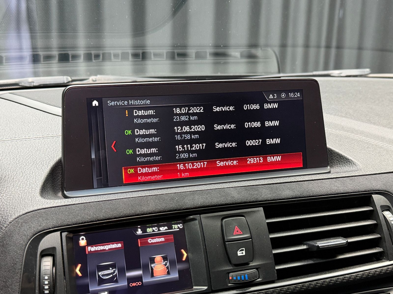 Fahrzeugabbildung BMW M2 Coupe |HJS|H/K|M-PERFORMANCE|H&R