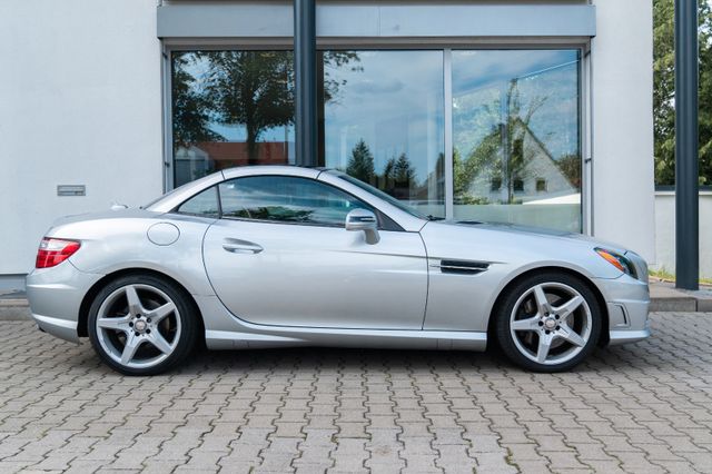 Mercedes-Benz SLK 350 BlueEfficiency/ AIRSCARF/ H&K/ PANO