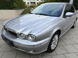 Jaguar X-Type 2.5 Liter V6 Executive/1.Hand/60.000KM - gebrauchte Jaguar X-Type aus dem Jahr 2002