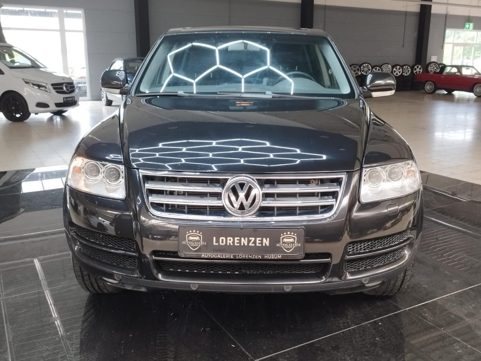 Volkswagen Touareg 2005 — interior