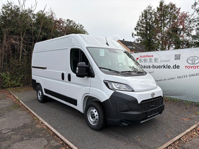 Toyota Proace Max L2H2 verblecht 4-türig WORK 140PS Di.