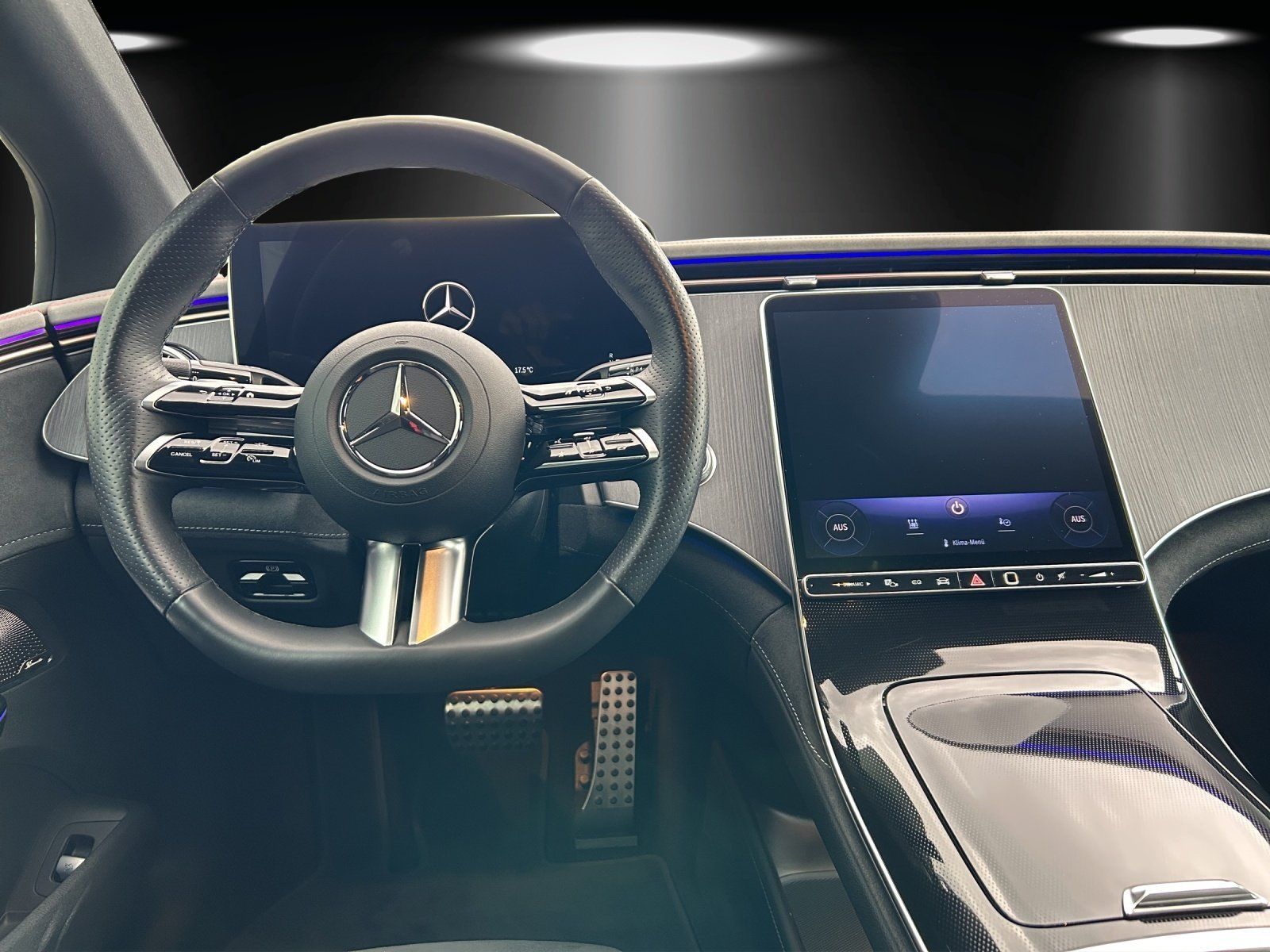 Fahrzeugabbildung Mercedes-Benz EQE500 AMG Prem DISTRO 22kw AIRMATIC 4,5°HAL AHK