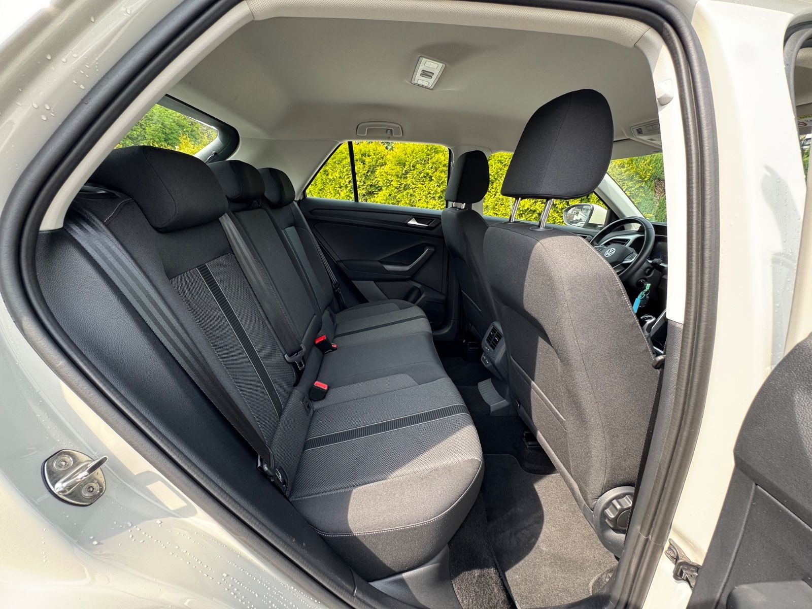 Volkswagen T-Roc Life App-Connect PDC LM Sitzh. LED 1.Hand foto 13