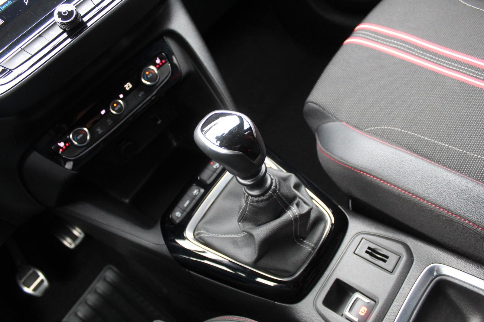 Fahrzeugabbildung Opel Corsa  GS Line Sitzh.*Kamera*Keyless