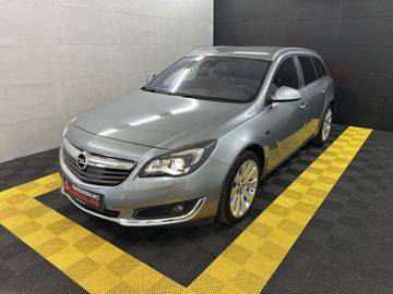 Opel Insignia - 1