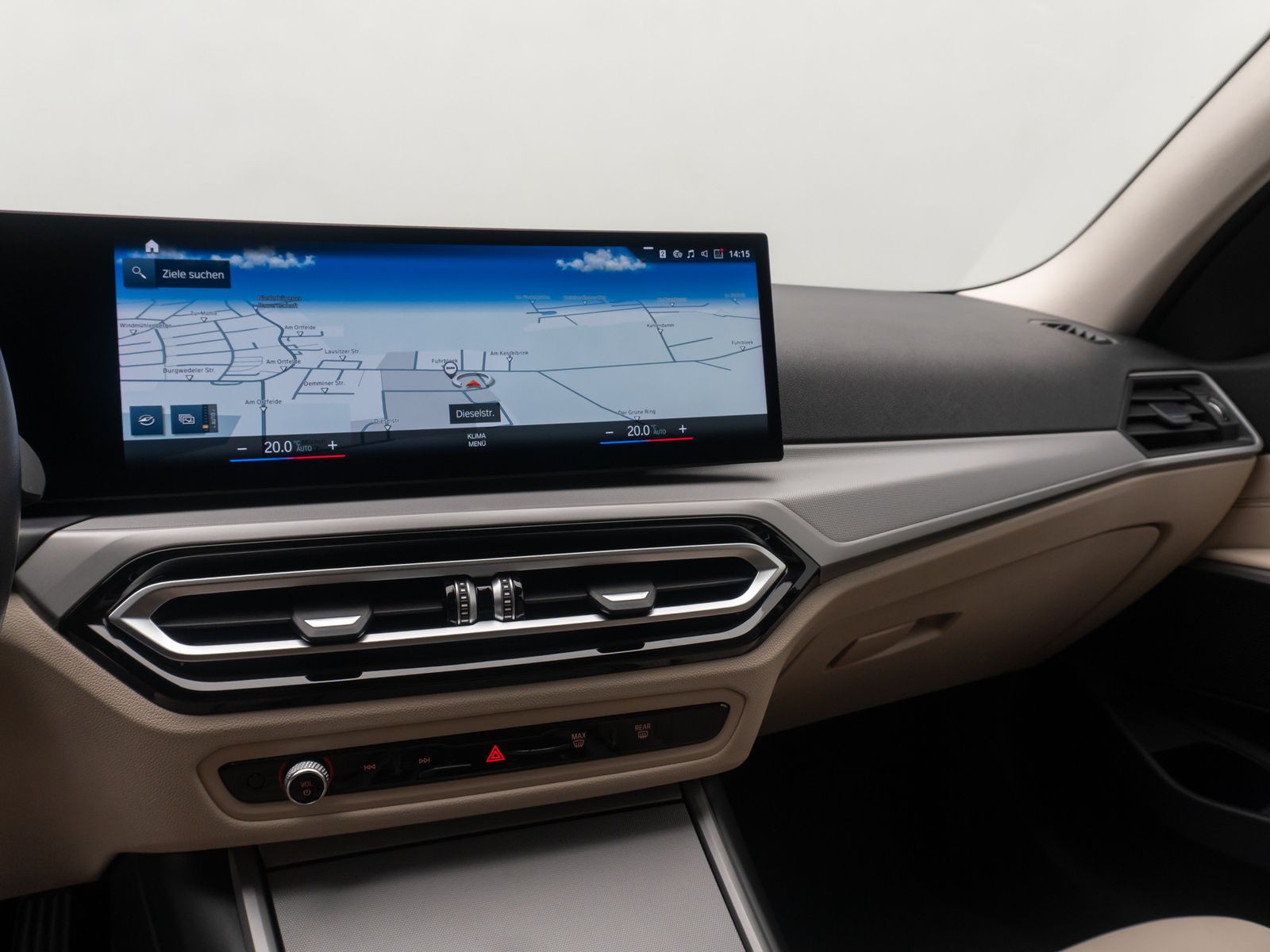 Fahrzeugabbildung BMW 318d GeschwindigReg DAB CockpitPlus Sportsitz