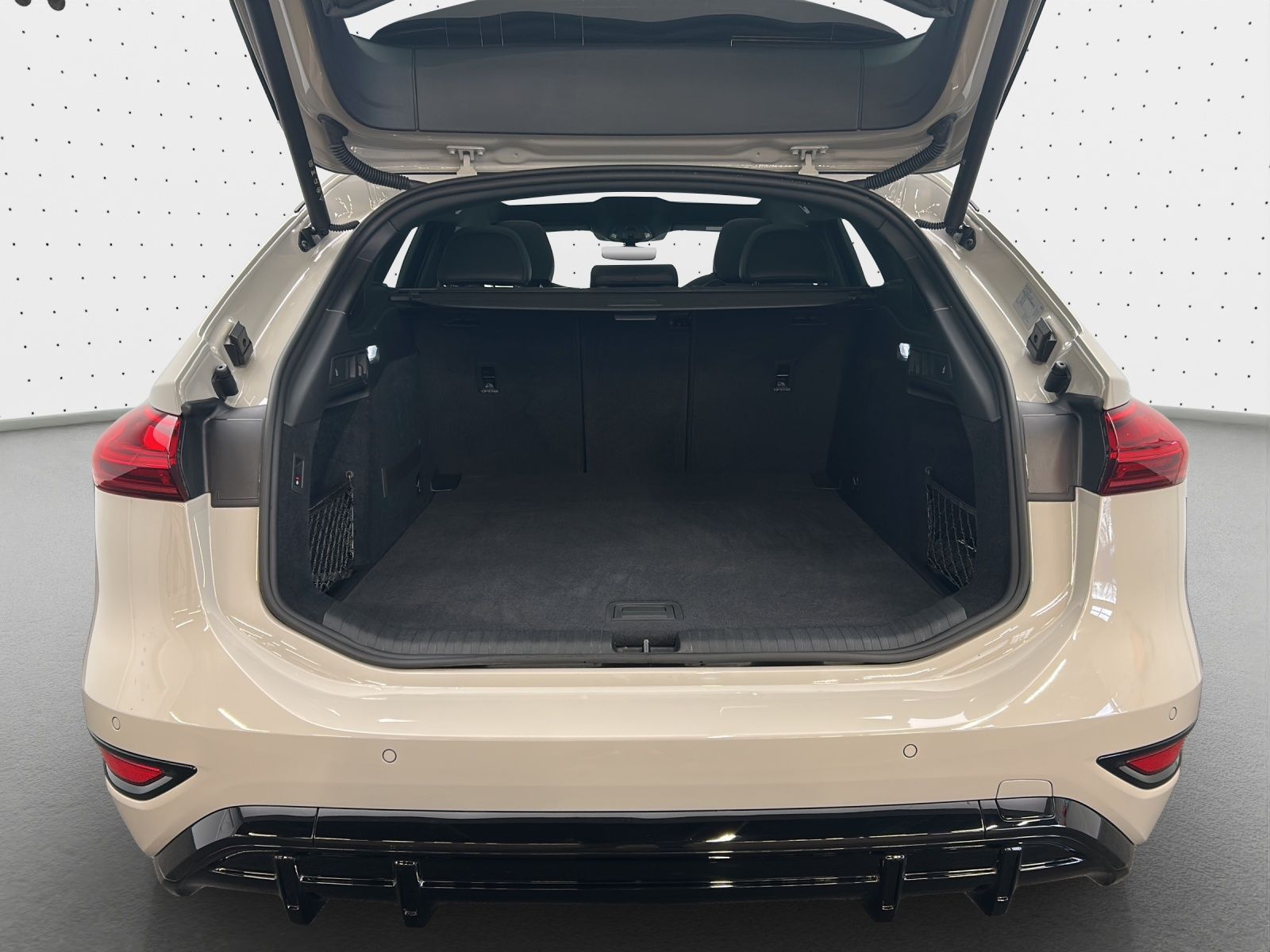 Audi A6 e-tron - Bild 12