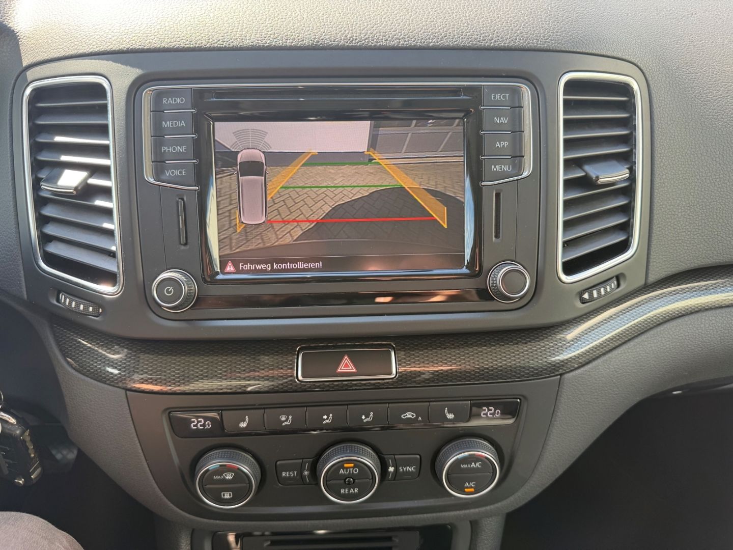SEAT Alhambra 1.4 TSI 7-Sitzer Navi RFK ALU Alcan 3Zo - Image 16
