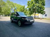 Land Rover 4.4 SDV8 Vogue *Top Zustand & Ausstattung* - Land Rover Range Rover mit Diesel-Antrieb: Grau