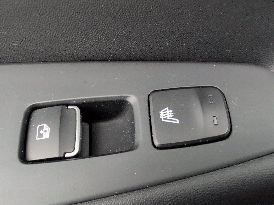 Fahrzeugabbildung Hyundai Santa Fe HEV 1.6T 4WD AT PRIME AHK LEDER+KRELL++