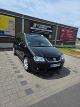 Volkswagen Touran 2.0 TDI 103kW DSG Highline Highline - Volkswagen Touran mit Diesel-Antrieb: Leder, Schiebedach, Kleinbus, 2.0