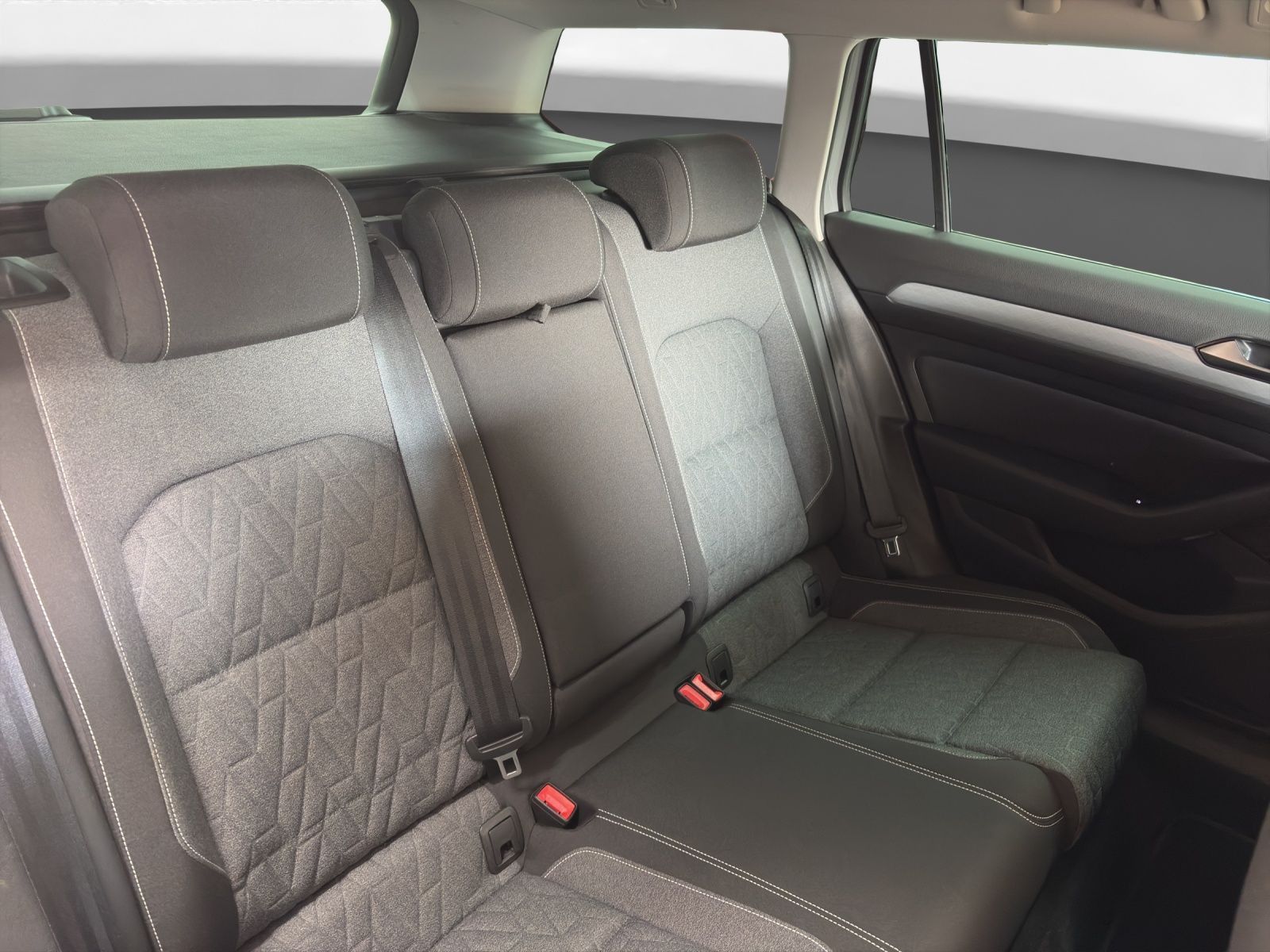 Volkswagen Passat Variant - Bild 19