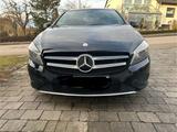 Mercedes-Benz Mercedes Benz A200 - gebrauchte Mercedes-Benz A 200 aus dem Jahr 2012