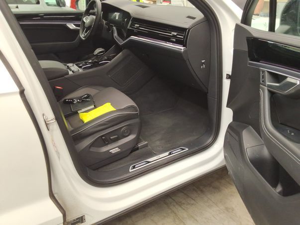 Volkswagen Touareg - Bild 9