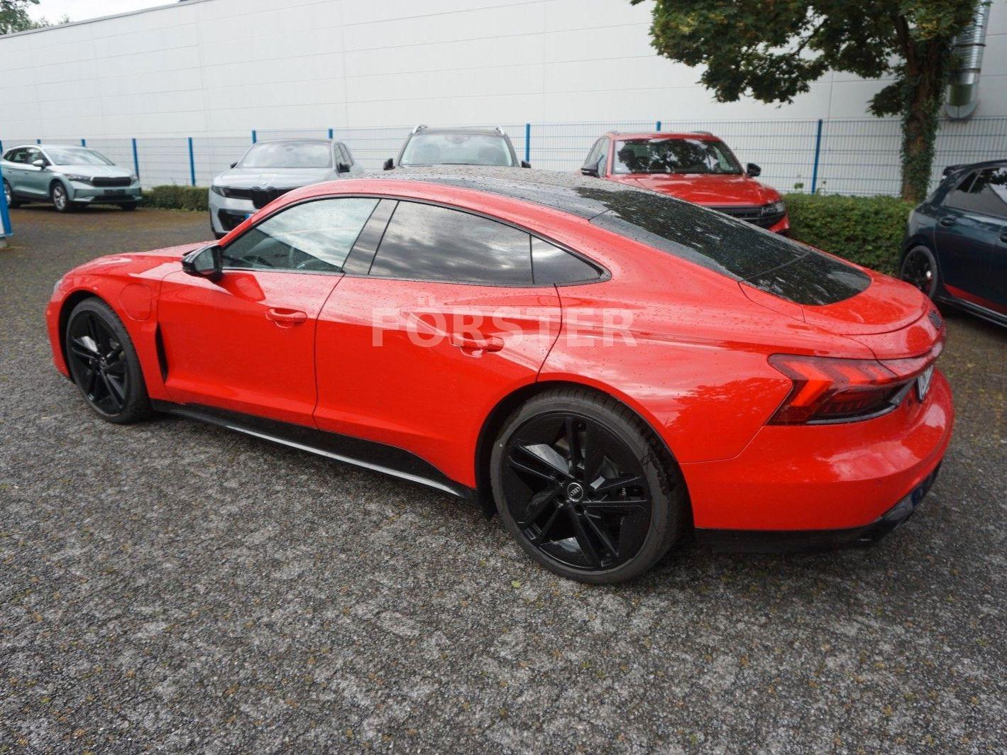 Audi e-tron GT RS quattro 440KW