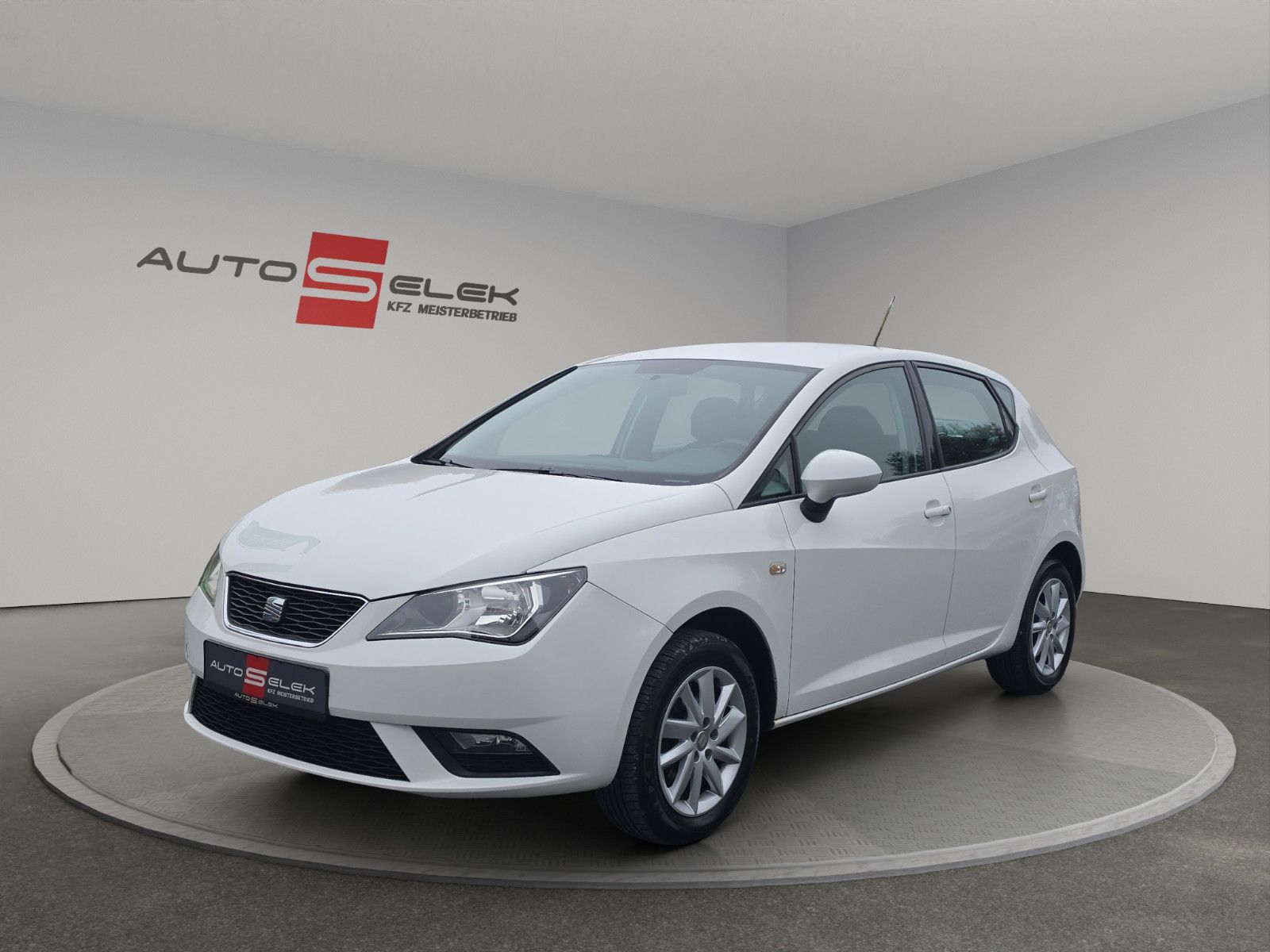 Fahrzeugabbildung SEAT Ibiza Lim. Style Viva TÜV SERVICE NEU