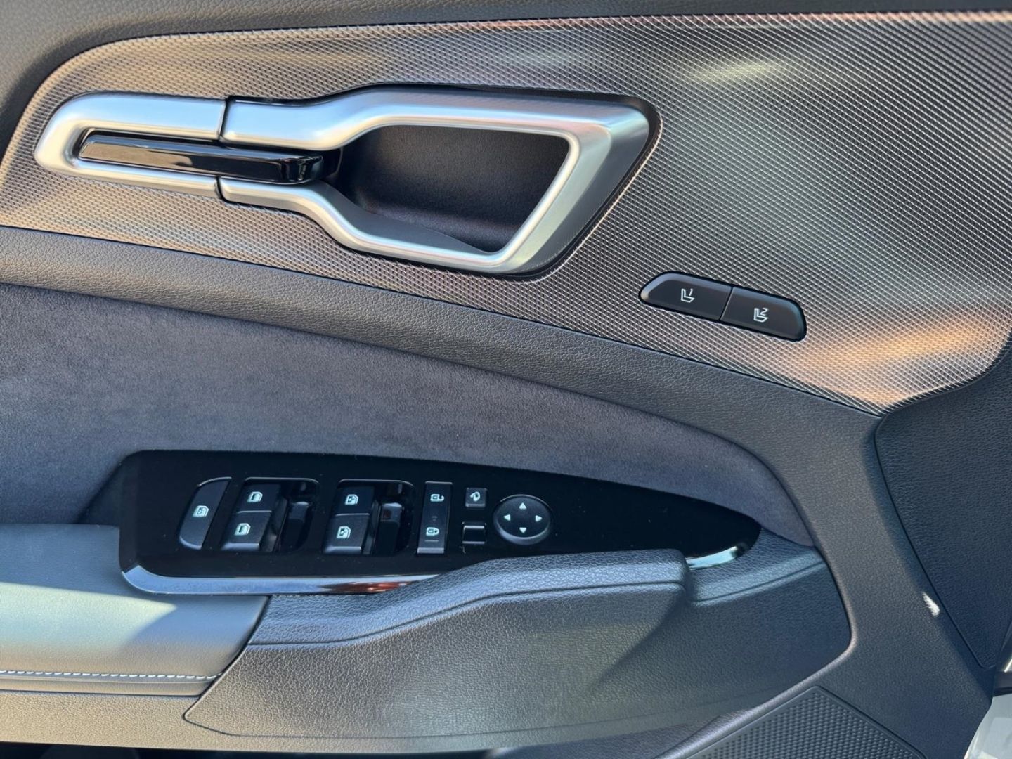 Fahrzeugabbildung Kia Sportage GT-Line Navi Leder Sound 360° AHK-abn.
