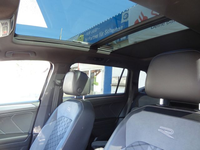 Fahrzeugabbildung Volkswagen Tiguan Allspace R-Line/4x4/HUD/Pano/Matrix/AHK/