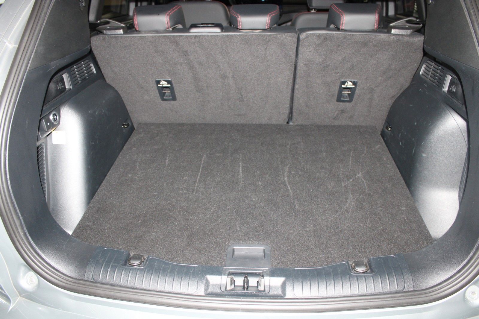 Fahrzeugabbildung Ford Kuga ST-Line X Automatik Facelift AHK Matrix LED