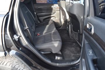 Jeep Grand Cherokee - 10
