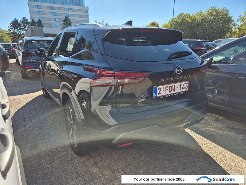Nissan Qashqai 1.3i MHEV Aut. Pano LED Head-Up Virtual imagem 3