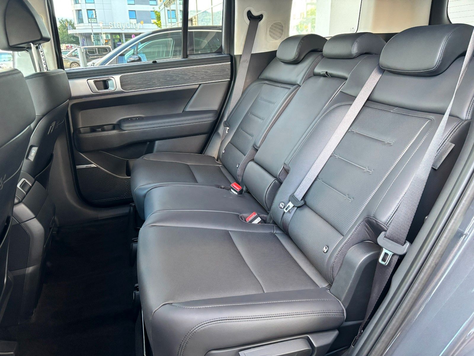 Fahrzeugabbildung Hyundai Santa Fe 1.6 5-Sitzer T-GDI W Prime 360,HUD,LED