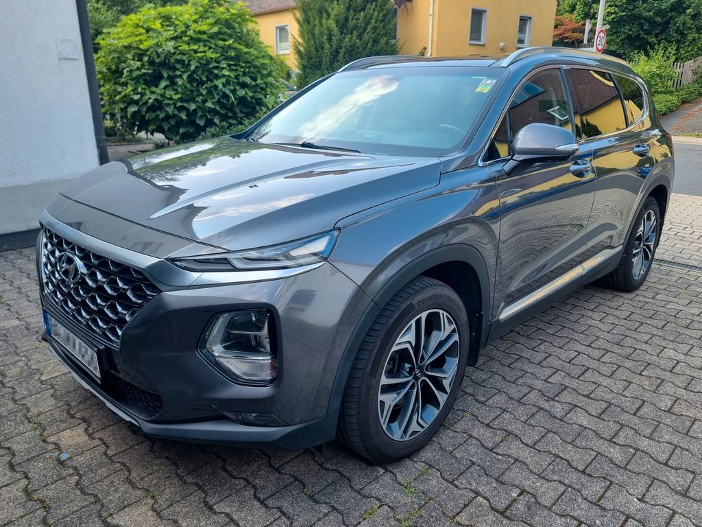 Image of Hyundai SANTA FE